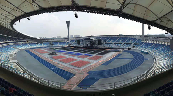 體育館這類大型聲場的擴聲係統技術上有什麽要求？